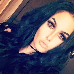 Meet your Posher, Kourtney